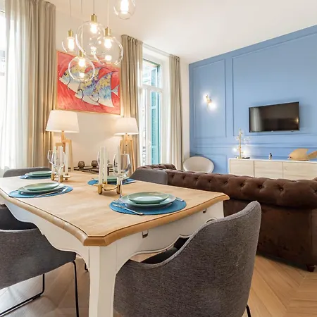 H11 Lumiere D'or Centro Apartment